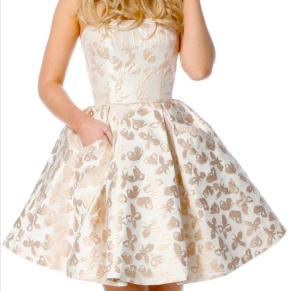 Sherri Hill Butterfly cocktail dress Size 4